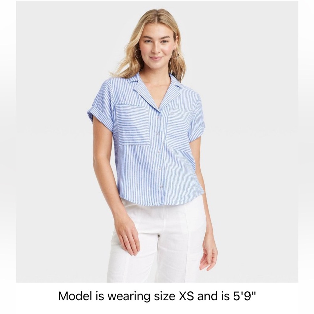 Target Universal Thread Women’s Short Sleeve Collared Button Down Shirt - Blue